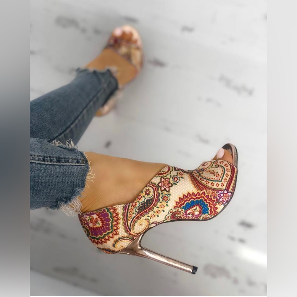 Size 9 heeled sandals, Queen Shoes, Euro size 41 = US women’s size 9 heels